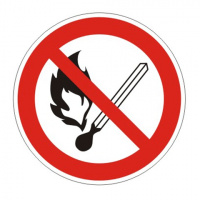 Знак Запрещается пользоваться открытым огнем и курить d=200мм, самоклеящаяся пленка ПВХ, Р0