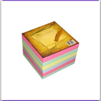 Блок д/заметок 'Куб' 9х9х4,5, склейка, цветной