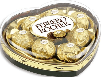 фото: Конфеты хрустящие Ferrero Rocher из молочного шоколада, покрытые измельченными орешками, с начинкой